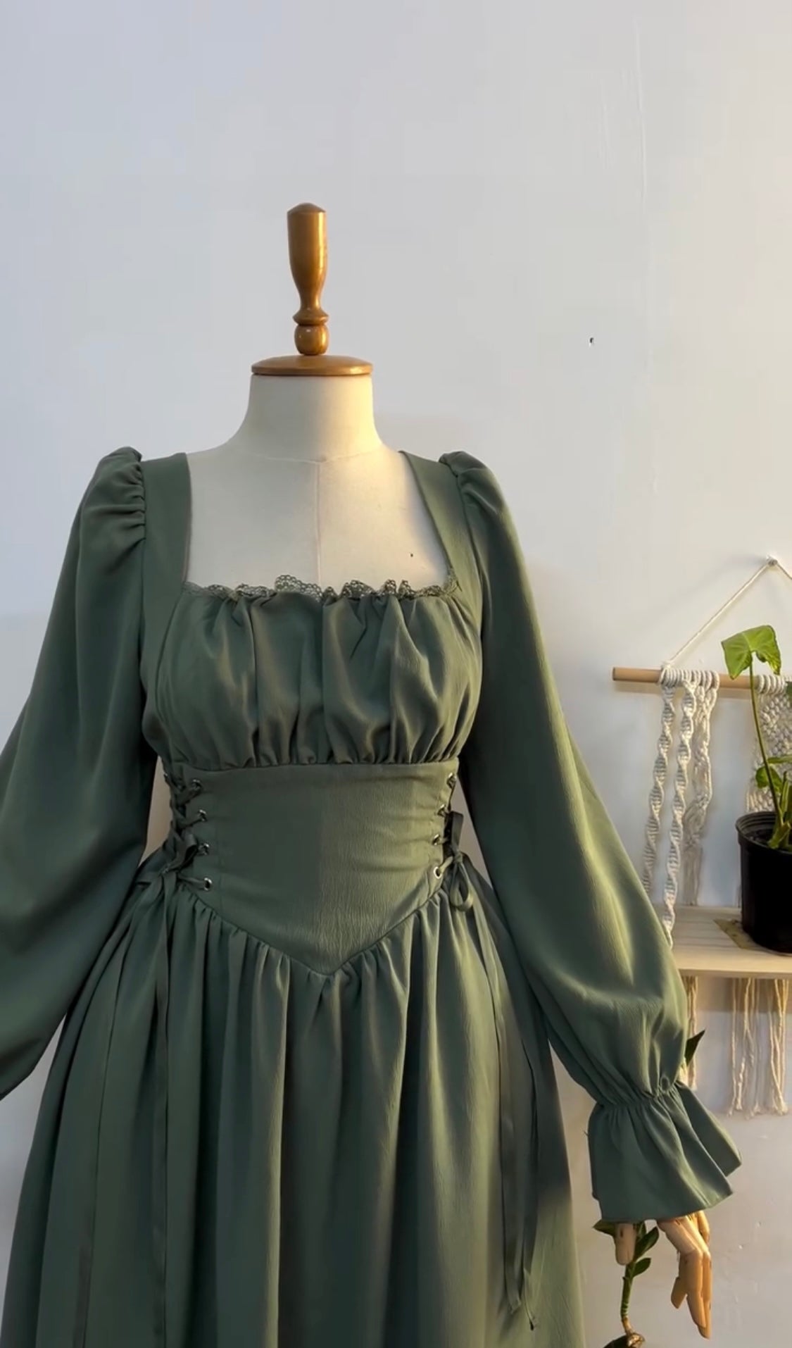 Green Emily Chic