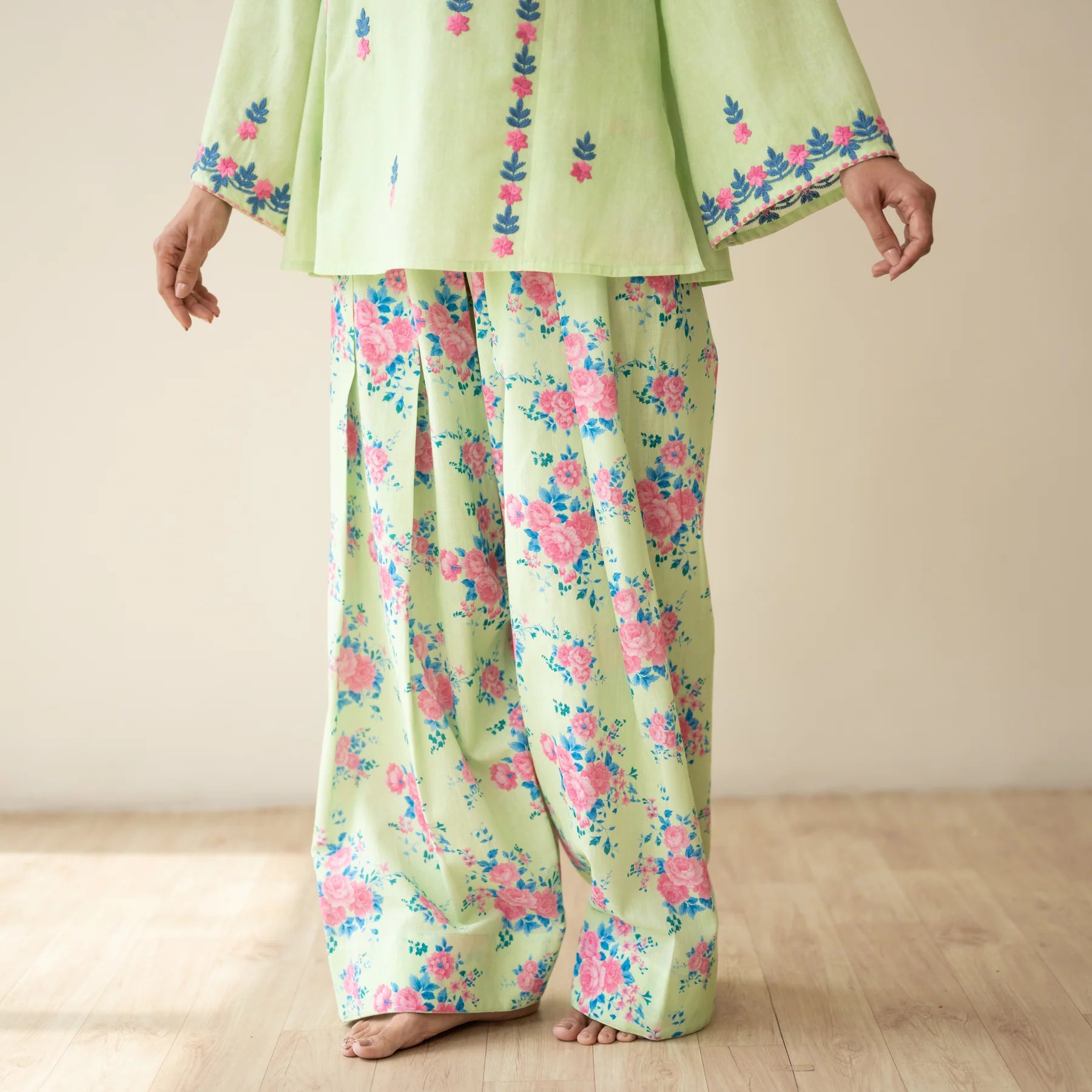 Zareen Set