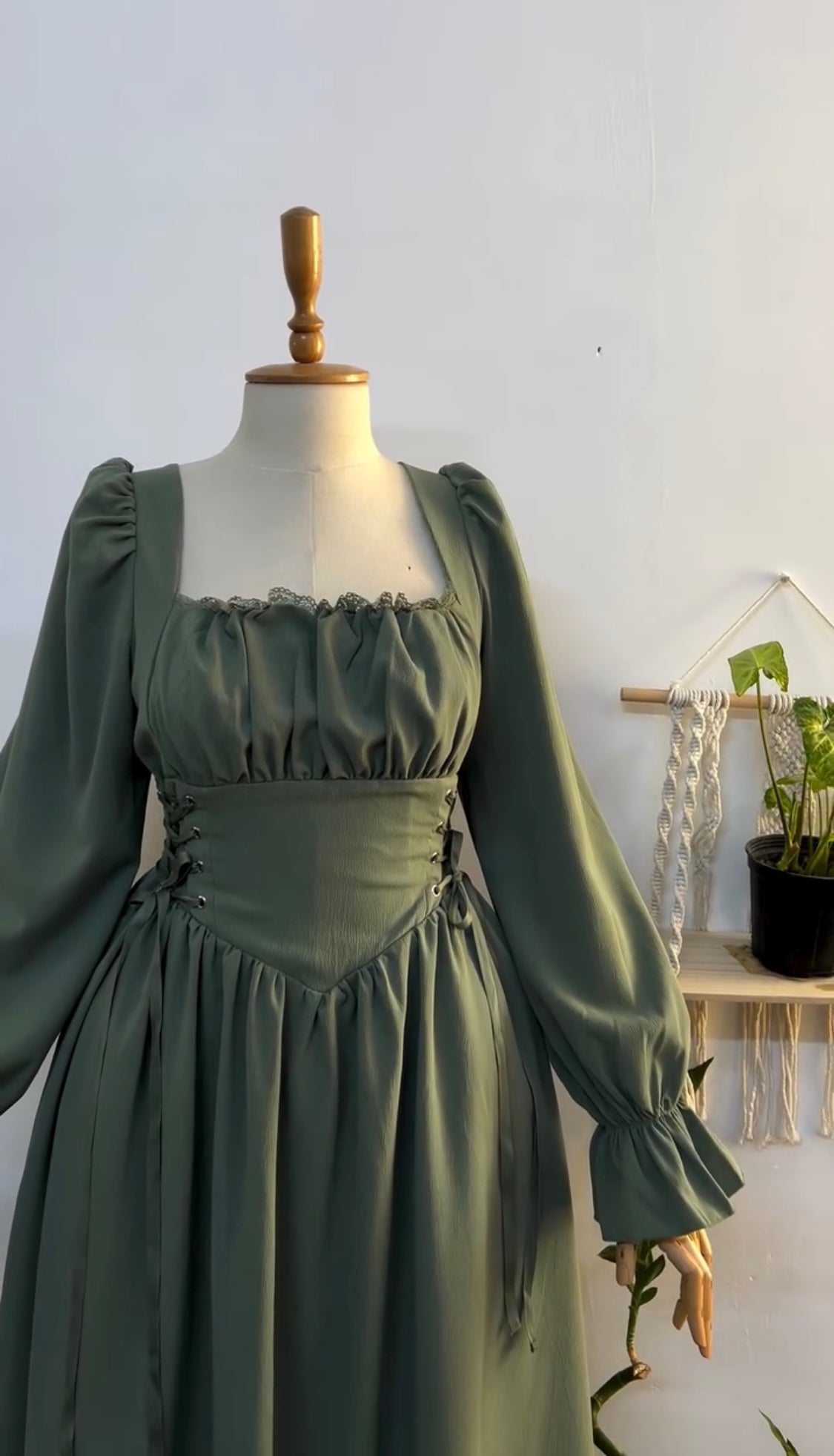 Green Emily Chic